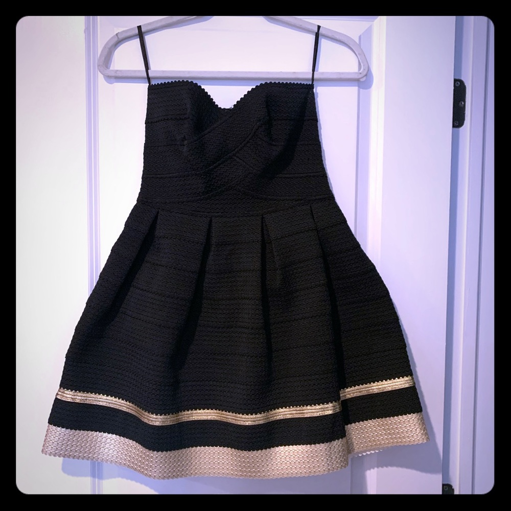 Black and Gold Pleated Party Dress